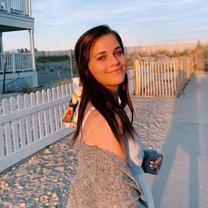 Meet your Posher, Hailey